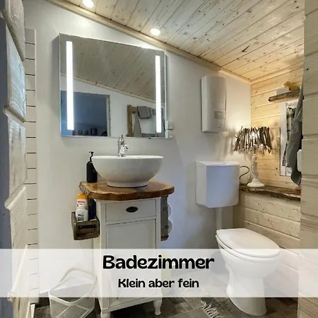 Am Flussufer In Der Mit Kaminofen