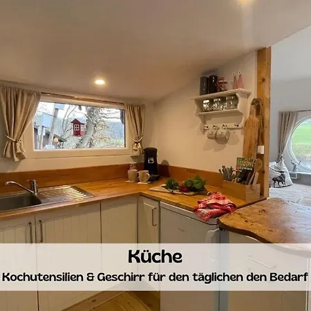 Am Flussufer In Der Mit Kaminofen * Guxhagen