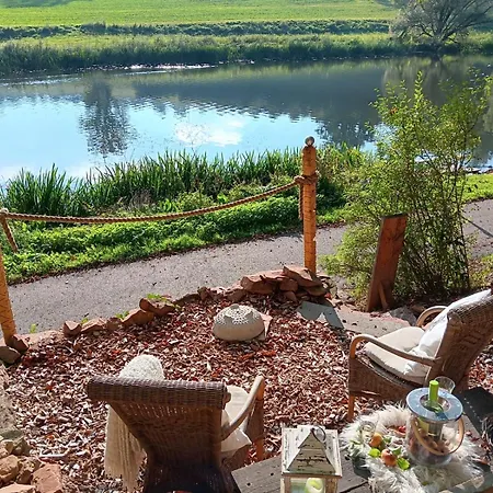 Am Flussufer In Der Mit Kaminofen Holiday home